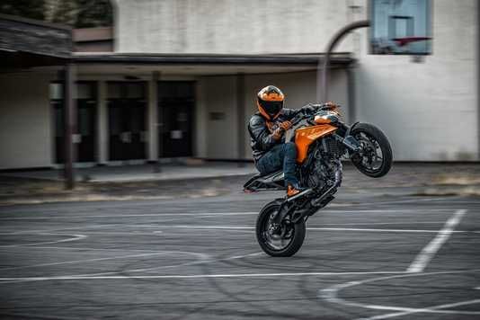 Купити KTM 390 DUKE в інтернет-магазині MOTOshop.UA