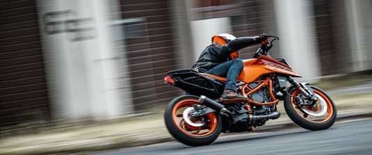 Купить KTM 390 DUKE в интернет-магазине MOTOshop.UA