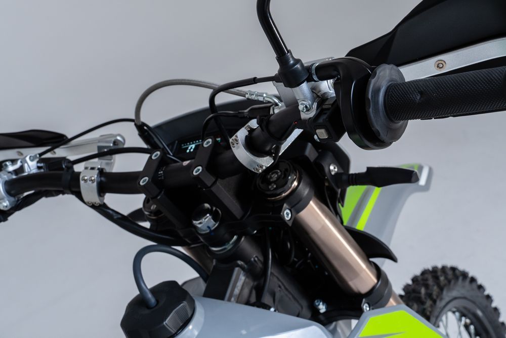 JHL RMX 250