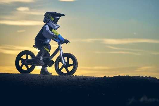 Купить Husqvarna 12eDrive в интернет-магазине MOTOshop.UA