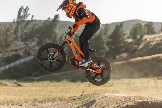 Купить KTM SX-E 1.16 в интернет-магазине MOTOshop.UA